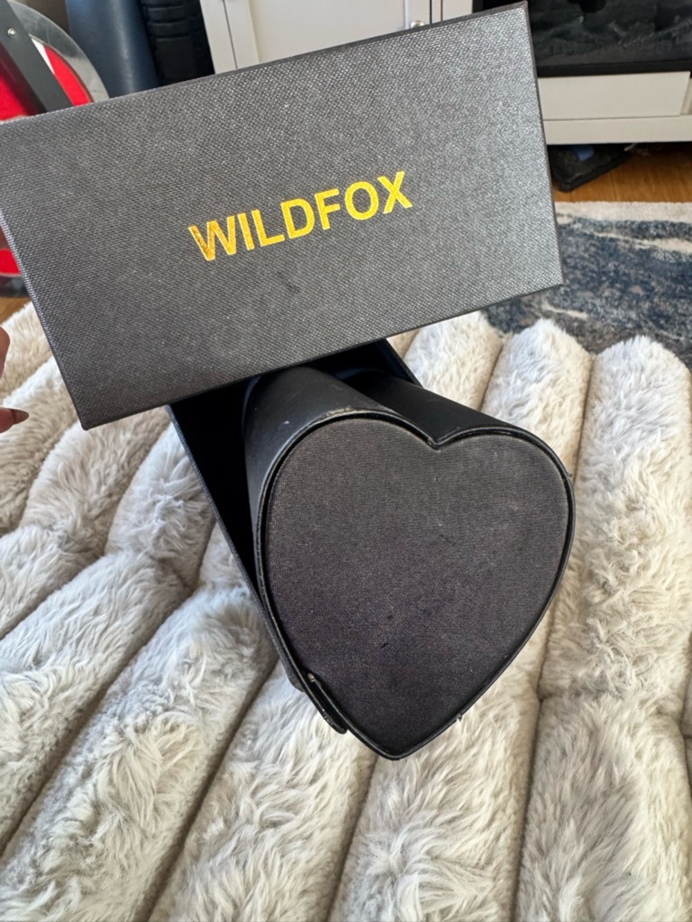 Wildfox Baroness Sunglasses - Picture 5 of 7